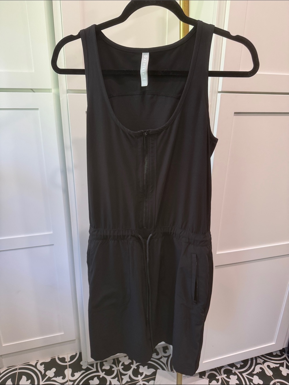 Athleta Brooklyn Utility Romper Black Zip Front Women’s Size 10